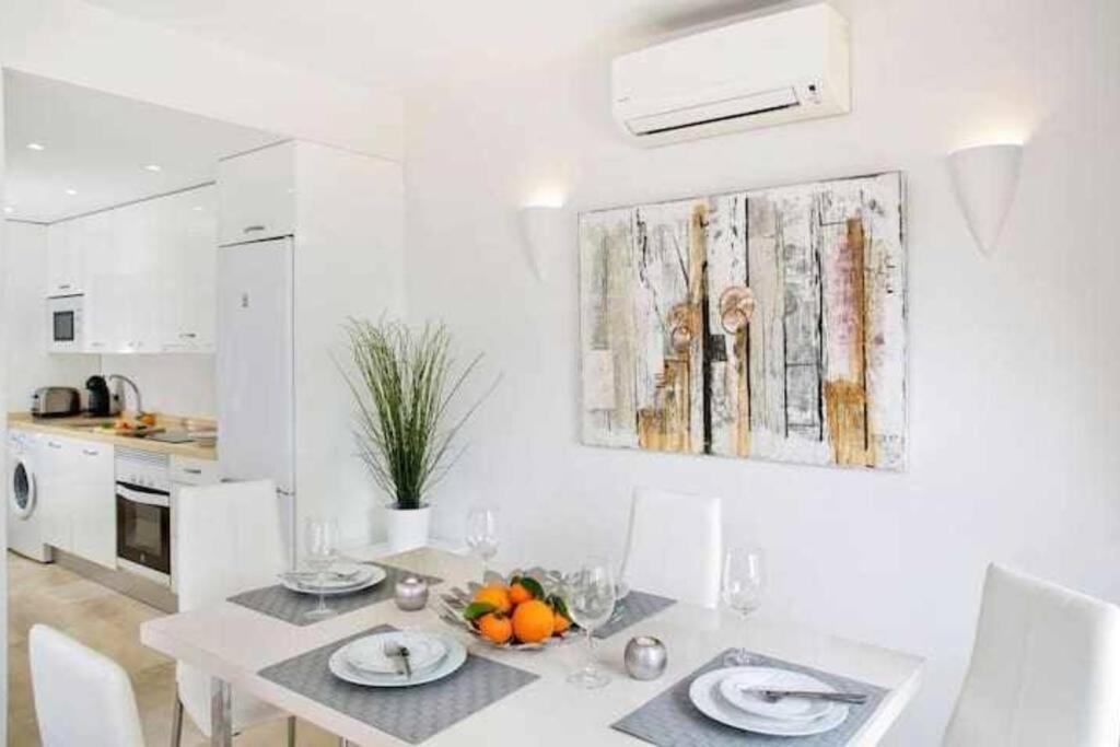 Apartament Best Location In Marbella. Beachfront!! *